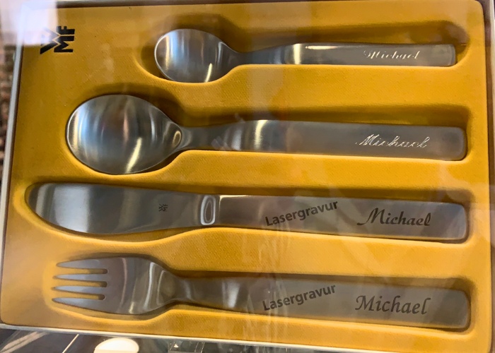 Kinderbesteck mit Namensgravur – Personalisierte Geschenke in Hannover