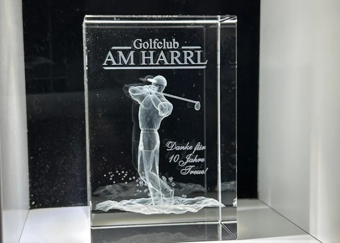 Persönliche Geschenke mit Gravur – 3D-Glasgravur für Jubiläen & Ehrungen